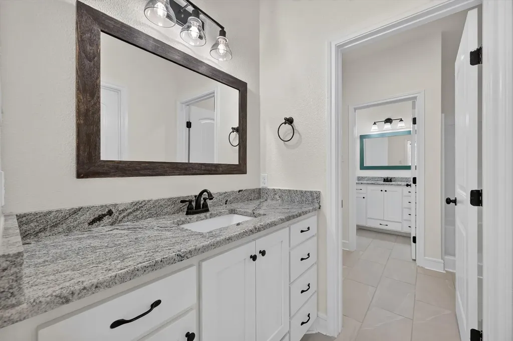 6660 County Road 319 Alvarado TX 76009