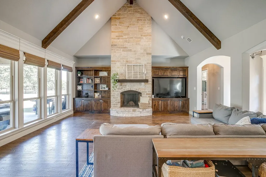 106 Treeline Court Lipan TX 76462