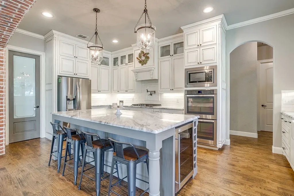 106 Treeline Court Lipan TX 76462