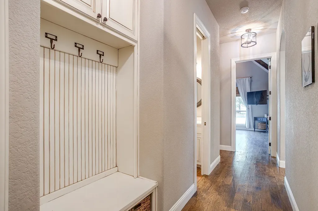 106 Treeline Court Lipan TX 76462