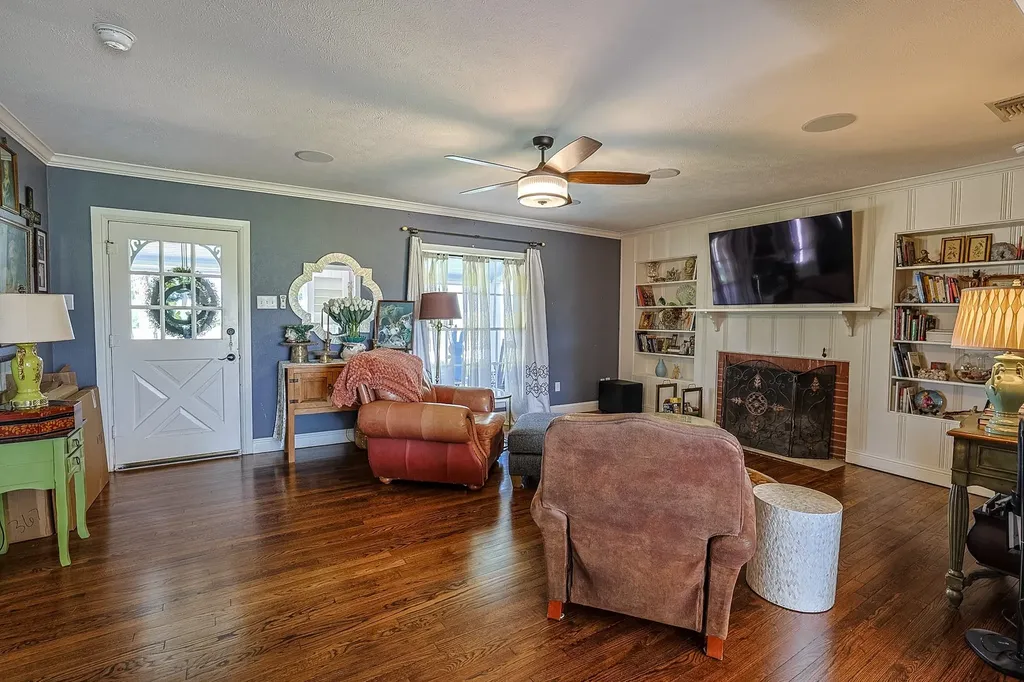 3661 S Highway 281 Mineral Wells TX 76067