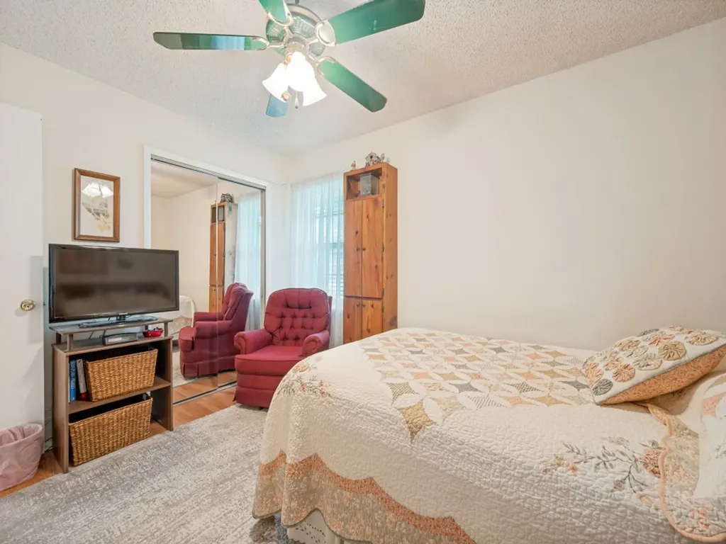 1604 Pleasant Run Road Carrollton TX 75006
