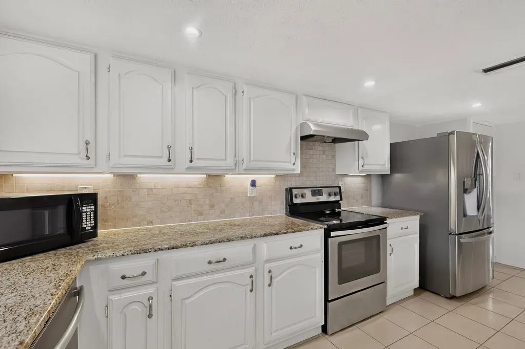 4548 Newcombe Drive Plano TX 75093
