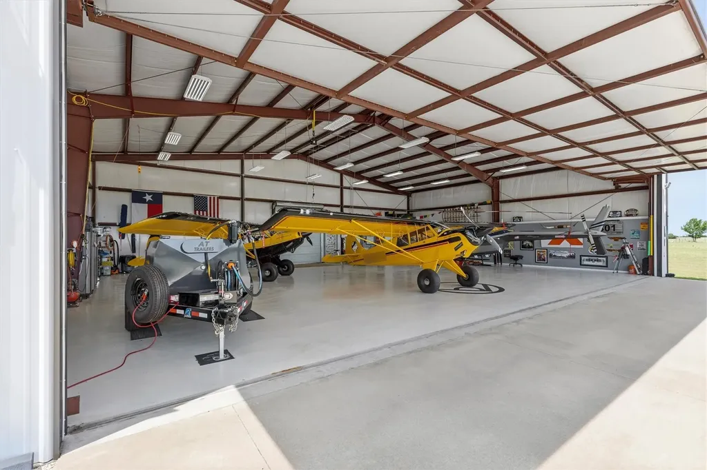14705 County Road 545 Nevada TX 75173