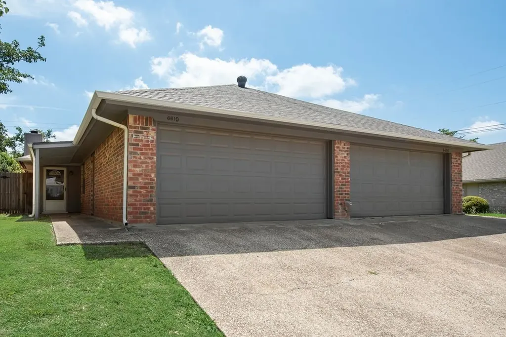 6610 Parkview Lane North Richland Hills TX 76182