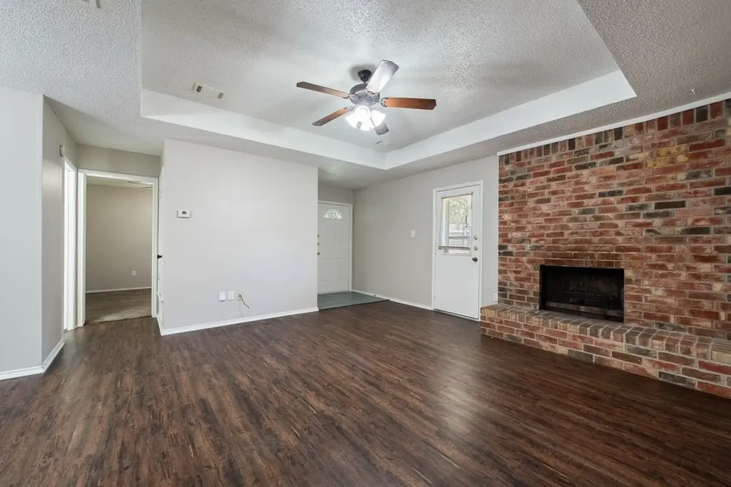 6610 Parkview Lane North Richland Hills TX 76182