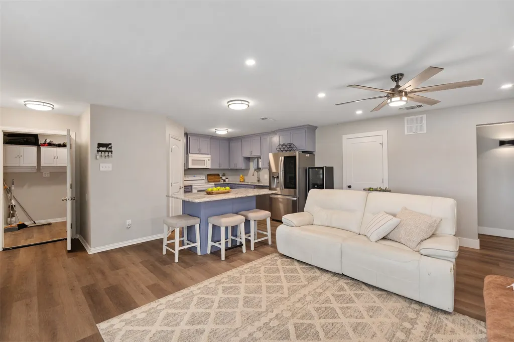 2129 Hcr 3322 Loop Hubbard TX 76648
