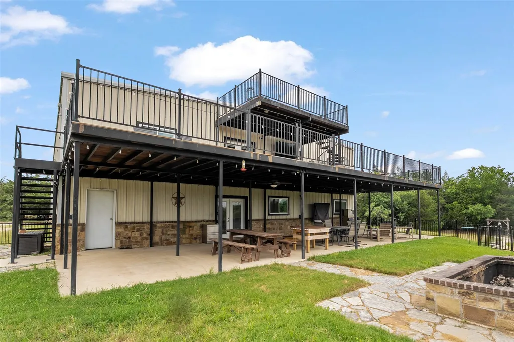 2129 Hcr 3322 Loop Hubbard TX 76648
