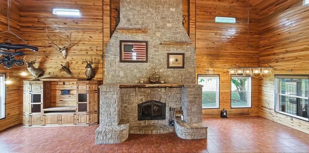 6226 Fm 1241 Hamilton TX 76531