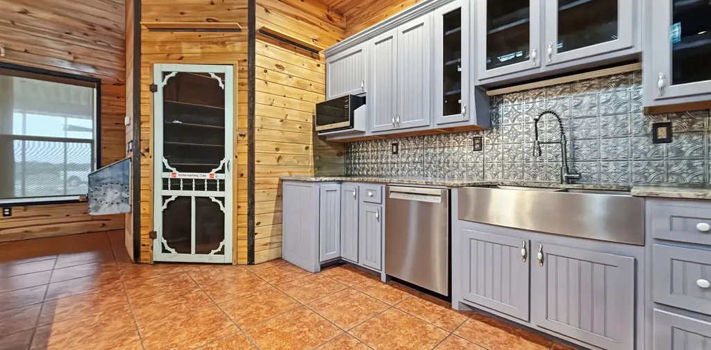 6226 Fm 1241 Hamilton TX 76531