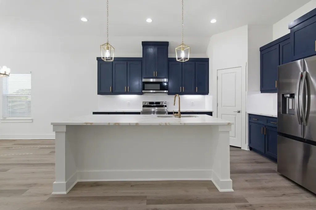 136 Rosemary Azle TX 76020