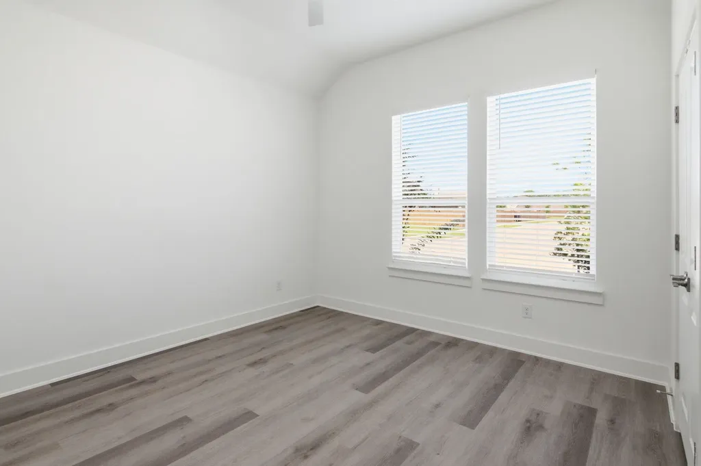 136 Rosemary Azle TX 76020