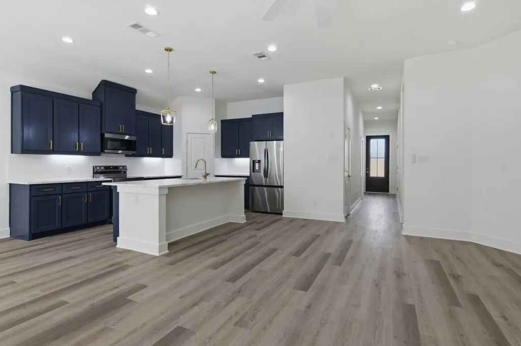 136 Rosemary Azle TX 76020