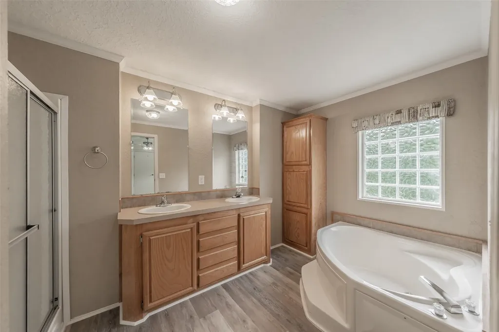 6236 County Road 308 Cleburne TX 76031
