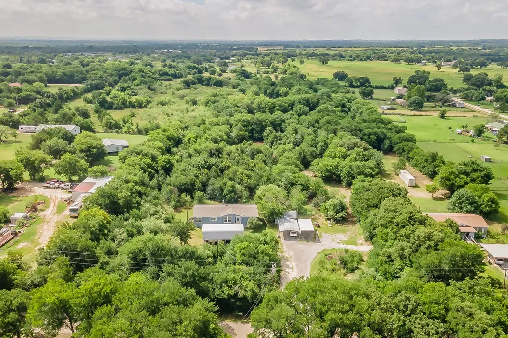 6236 County Road 308 Cleburne TX 76031