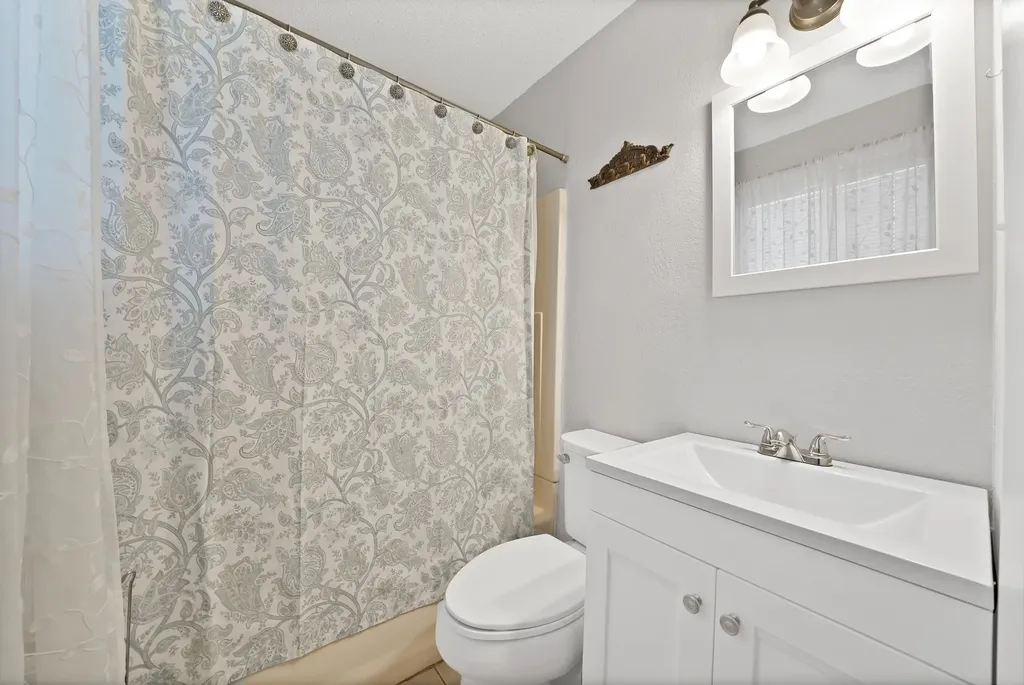 7824 Whitney Drive White Settlement TX 76108