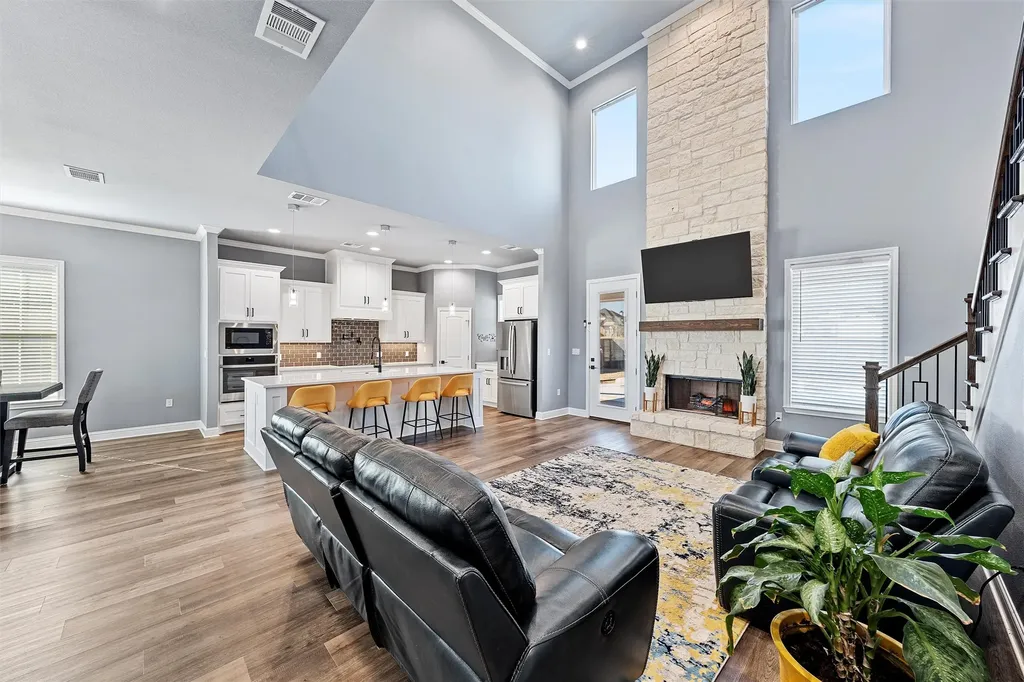 10053 Wildberry Drive Waco TX 76712