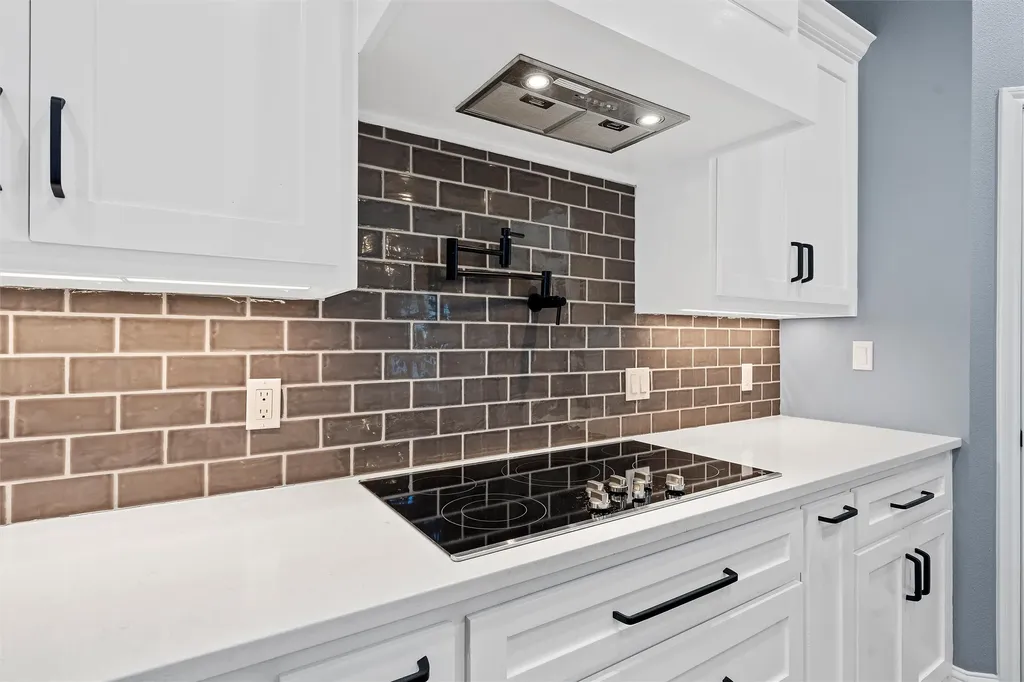 10053 Wildberry Drive Waco TX 76712