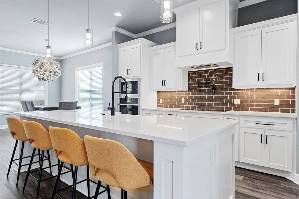 10053 Wildberry Drive Waco TX 76712