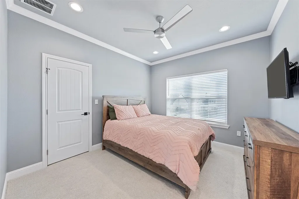 10053 Wildberry Drive Waco TX 76712