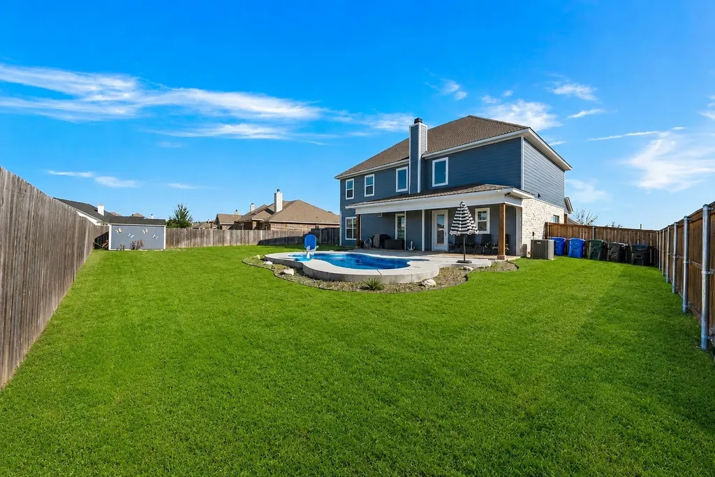 10053 Wildberry Drive Waco TX 76712