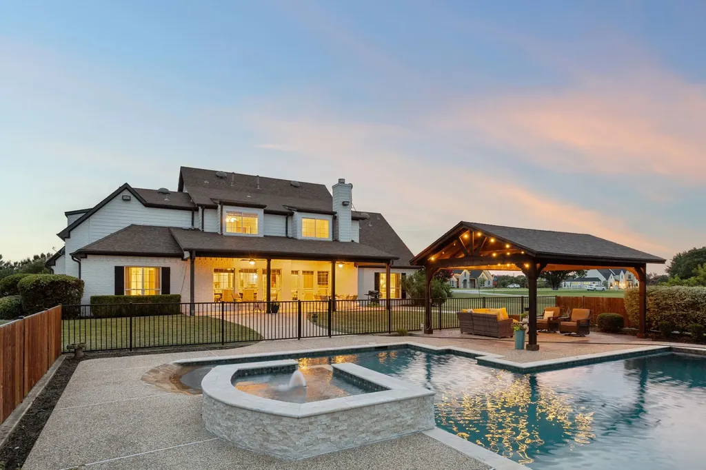 1700 Rock Ridge Road Lucas TX 75002