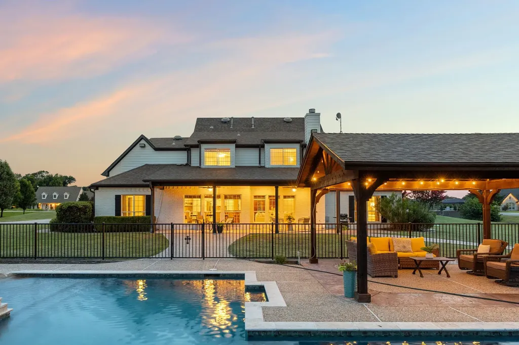 1700 Rock Ridge Road Lucas TX 75002