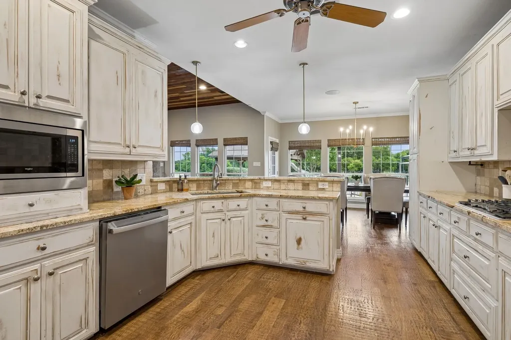 1700 Rock Ridge Road Lucas TX 75002