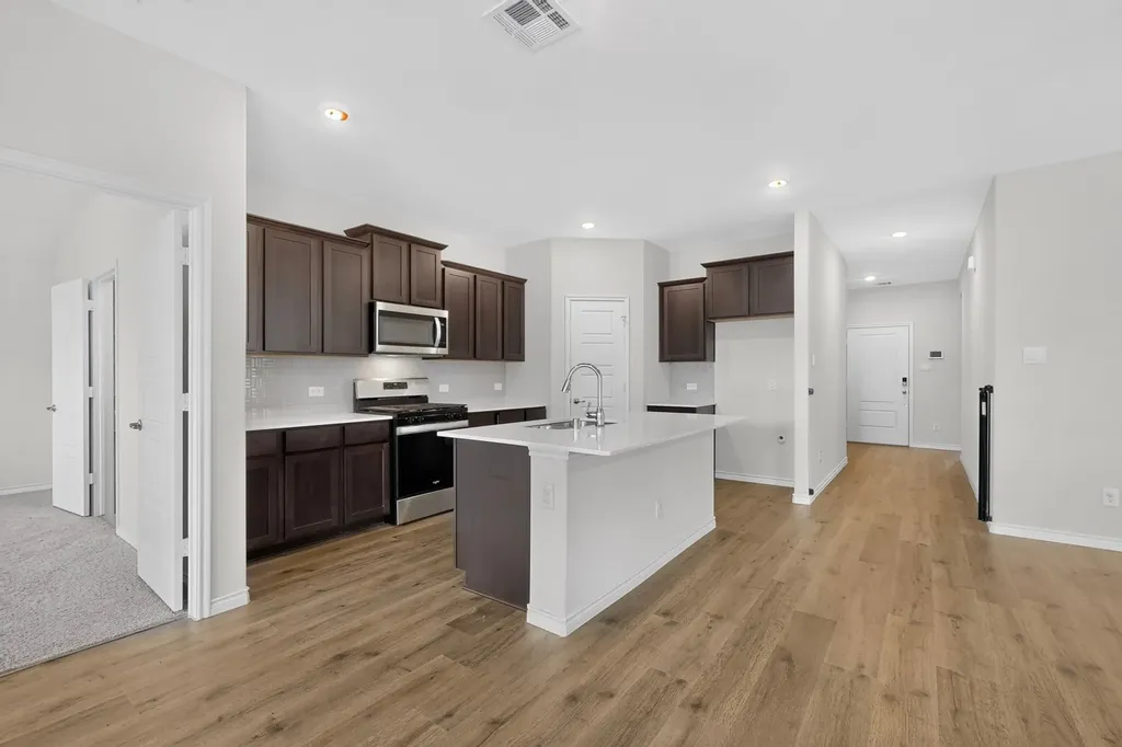 212 Goldfinch Drive Caddo Mills TX 75135