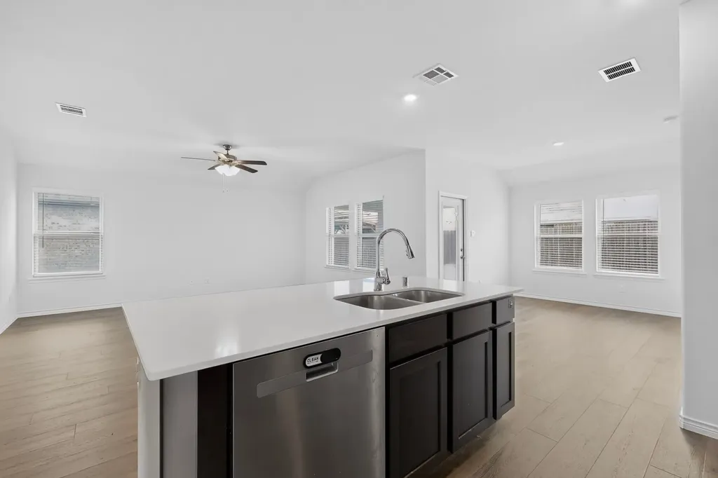 212 Goldfinch Drive Caddo Mills TX 75135