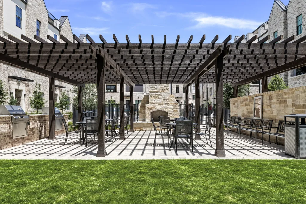 5436 Tomlinson Drive Irving TX 75039
