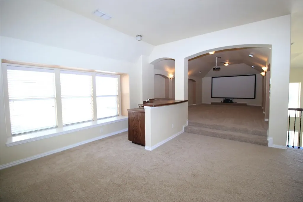 2719 Explorador Grand Prairie TX 75054