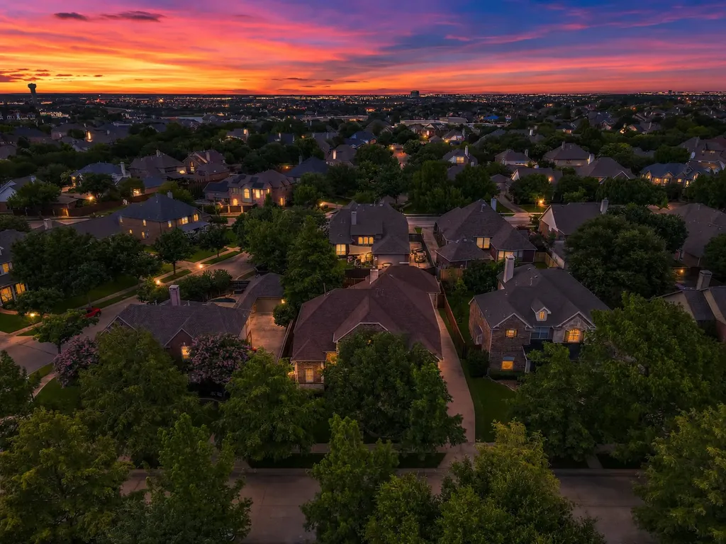 2505 Sir Tristram Lewisville TX 75056