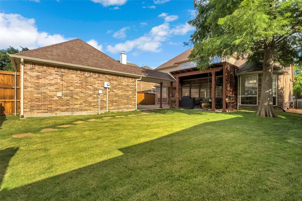 2505 Sir Tristram Lewisville TX 75056
