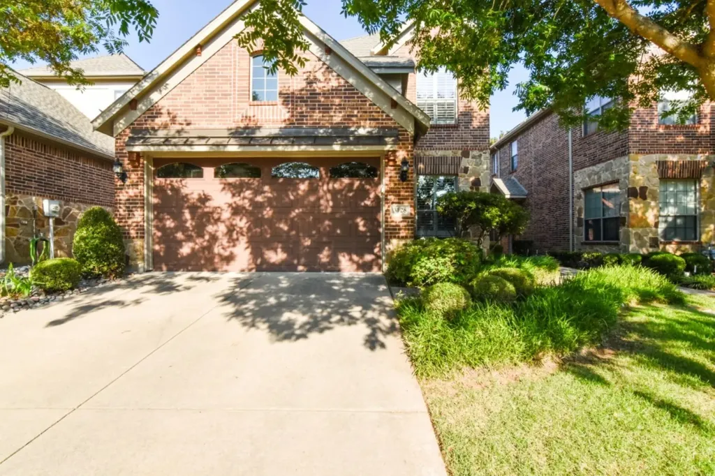 3128 Bloomfield Court Plano TX 75093