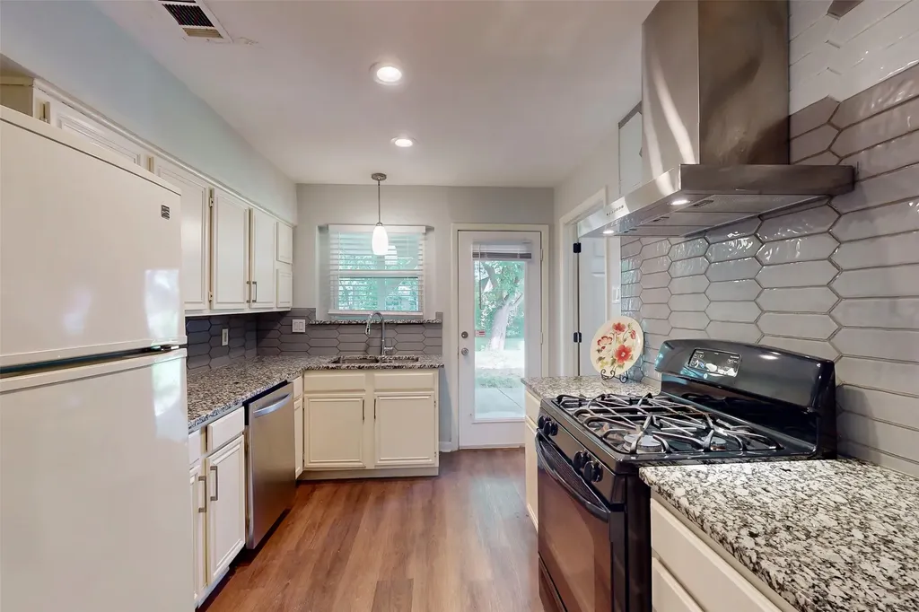 3351 Caracas Drive Mesquite TX 75150