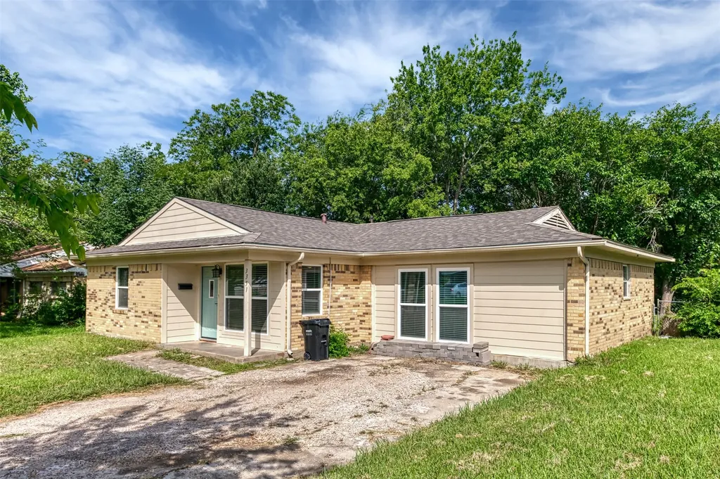 3351 Caracas Drive Mesquite TX 75150
