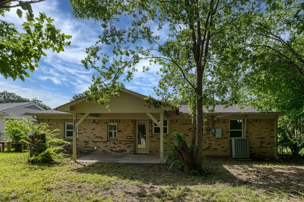 3351 Caracas Drive Mesquite TX 75150