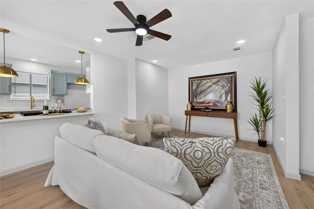 2507 Foxcroft Circle Denton TX 76209