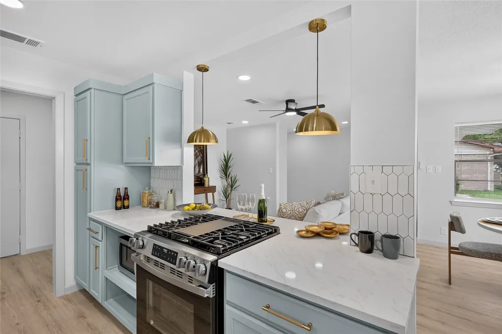 2507 Foxcroft Circle Denton TX 76209