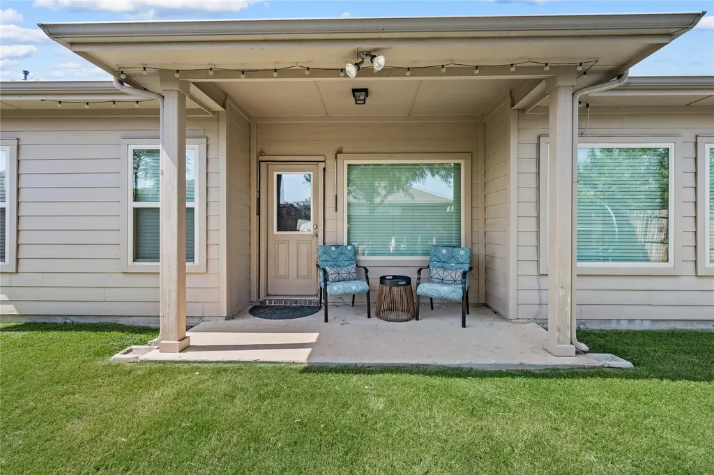 1800 Jacona Trail Fort Worth TX 76131