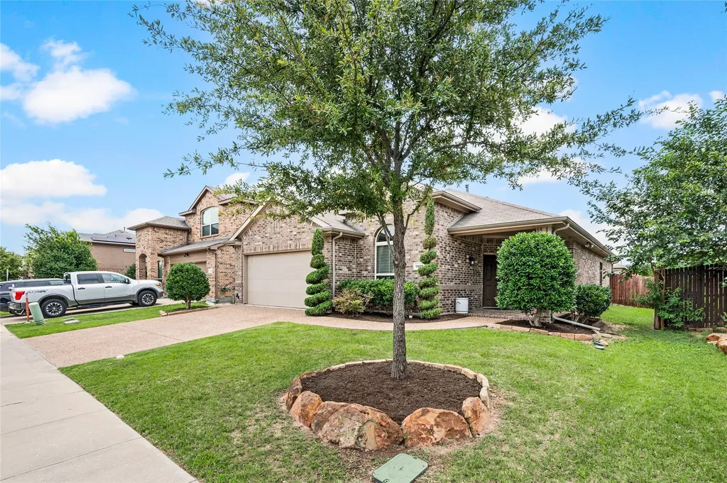 1800 Jacona Trail Fort Worth TX 76131