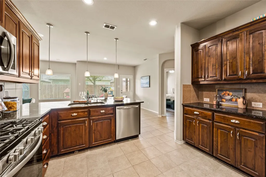 1800 Jacona Trail Fort Worth TX 76131