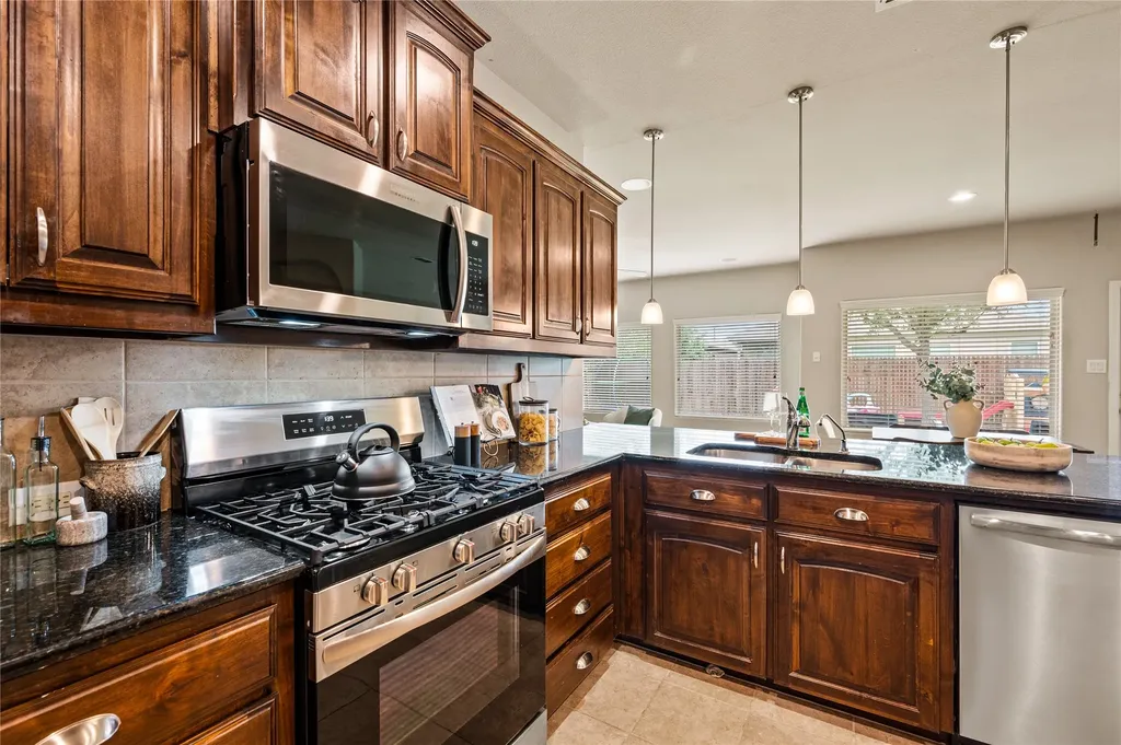 1800 Jacona Trail Fort Worth TX 76131