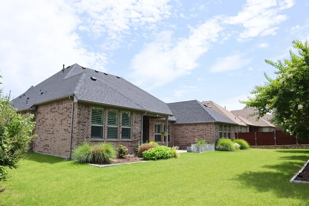 880 Saint Peter Lane Prosper TX 75078