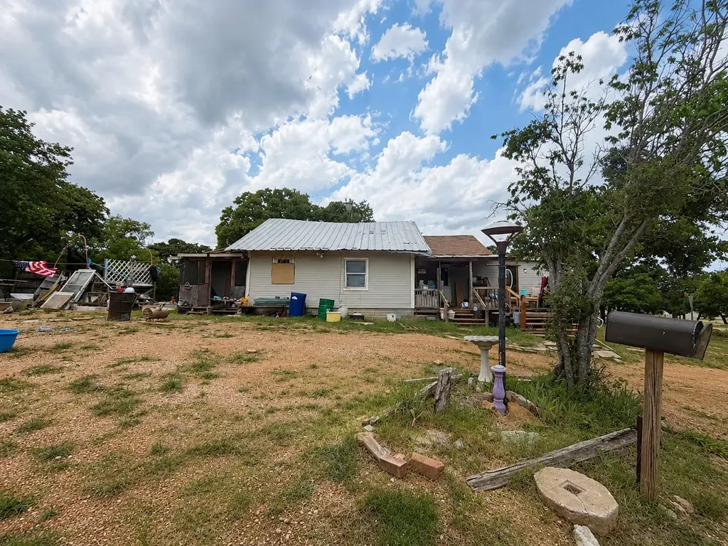 1900 Ash Avenue Cisco TX 76437