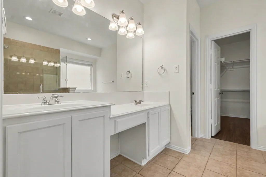 4549 Woodbluff Drive Mesquite TX 75150