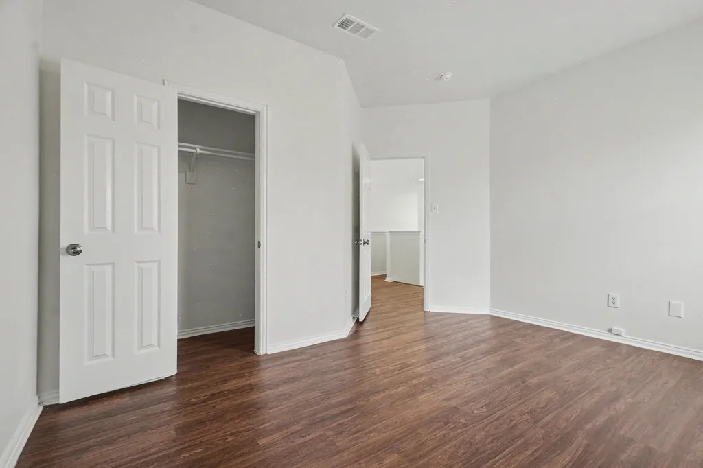4549 Woodbluff Drive Mesquite TX 75150