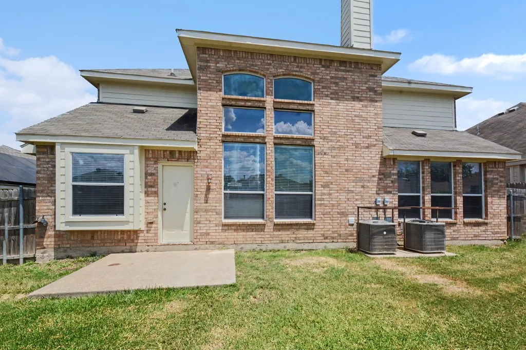 4549 Woodbluff Drive Mesquite TX 75150