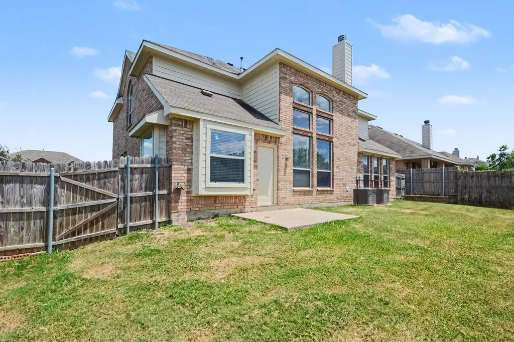 4549 Woodbluff Drive Mesquite TX 75150